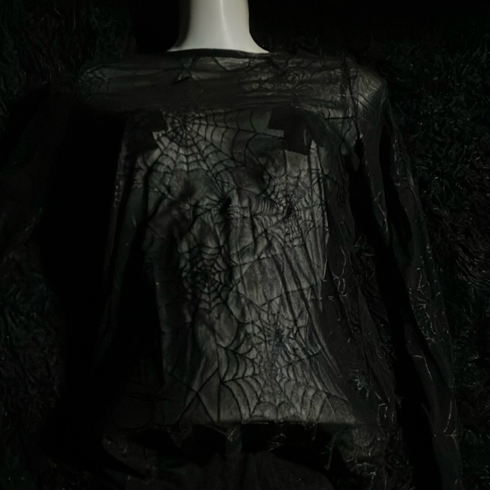 Devils fashion web mesh top